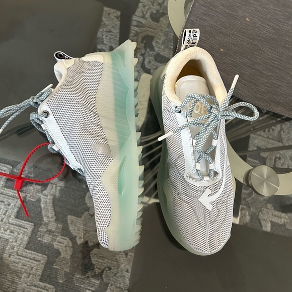 off-white sneakers - Picture 4 of 6